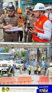 รมชมหาดไทย-และ-อธิบดี-ปภ.-ลงพื้นที่ถนนทรุดจากเหตุน้ำซึมอุโม