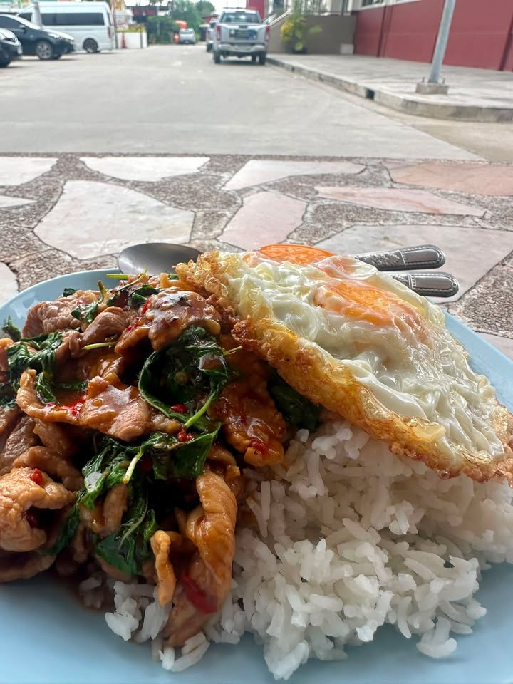 ของอร่อยที่โรงพักบางปะกง-byร้านอาหารตามสั่งเจ้นัน-ข้างสภ.บ-|-2026-07-15-01:34:00