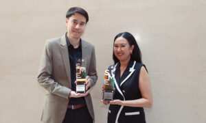 2-sme-เด่น-ชา-กาแฟ-ตรา-พยัคฆ์-และ-เมล่อนญี่ปุ่น-ไร่ชรินทร์พรรณ-โตคู่ชุมชน