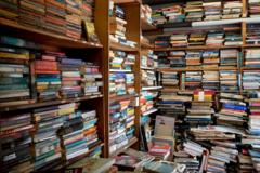 ยอดขายหนังสือมือสองทั่วโลกพุ่งสูงขึ้น-เบื้องหลังเกิดจากเอไอ-(ai)-หรือไม่
