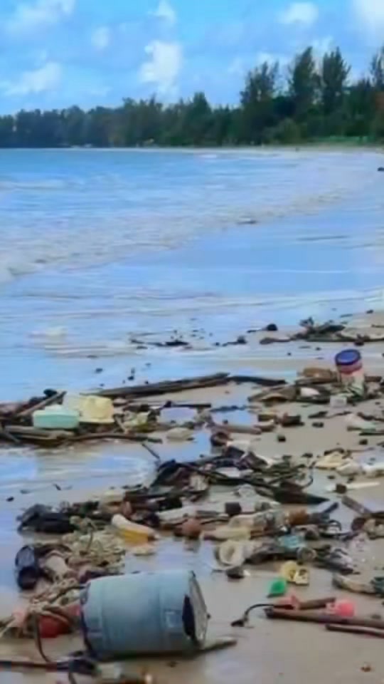 กรมทะเล-ลุยเก็บขยะชายหาด-ภายใต้-โครงการรักษ์เลกระบี่-วันท