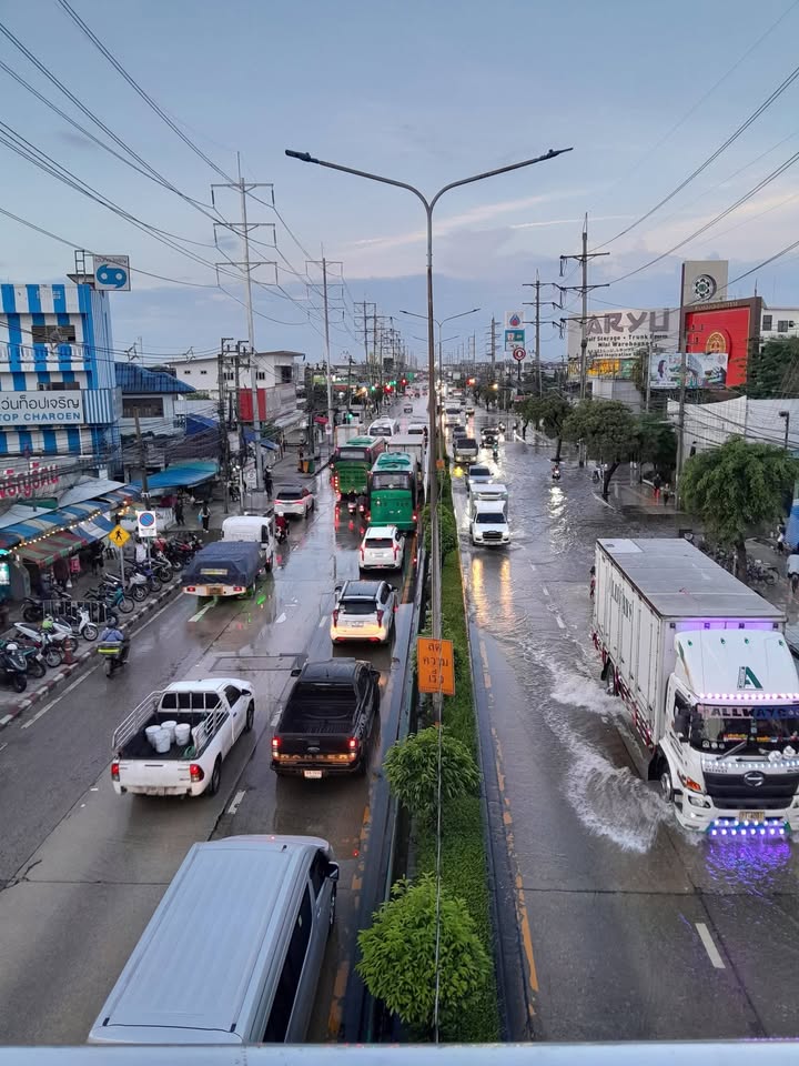 06forty-five-น.-ถนนฉลองกรุง-ขาเข้า-และขาออก-ผ่านแยกนิคมอุตสาหกรรมลา-|-2026-10-06-23:59:00